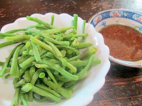 十六ささげの生姜醤油添え